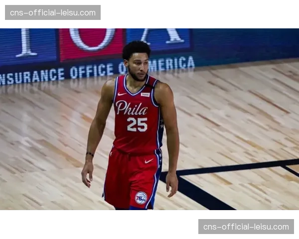 公牛官方宣布：朗佐·鲍尔成功接受左膝第三次手术，赛季报销